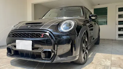 MINI Cooper 5 Puertas S Classic Aut usado (2022) color Negro precio $638,900