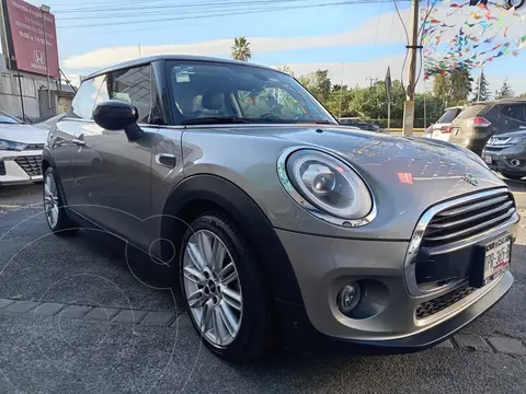 MINI Cooper 5 Puertas Pepper Aut usado (2020) color Gris precio $359,000