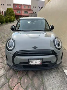 MINI Cooper 5 Puertas Classic Aut usado (2023) color Gris Lunar precio $448,000