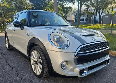 MINI Cooper 5 Puertas Chili usado (2016) color Plata Cristal precio $258,000