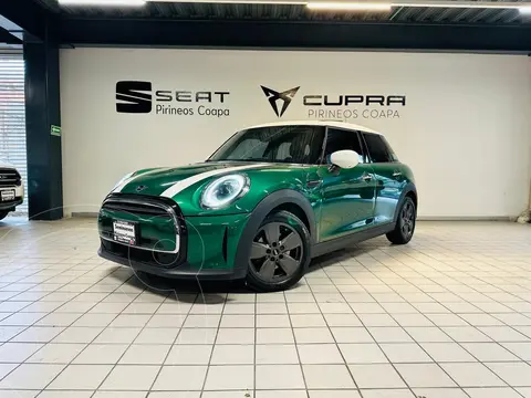 MINI Cooper 5 Puertas Classic Aut usado (2022) color Verde precio $489,999