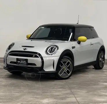 MINI Cooper Clubman S Iconic Aut usado (2022) color Gris precio $750,000