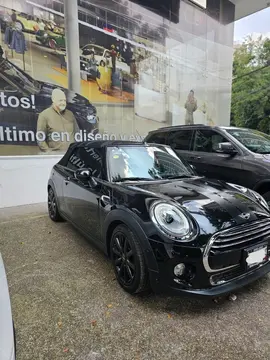 MINI Cooper Convertible Pepper Aut usado (2017) color Negro Medianoche precio $345,000