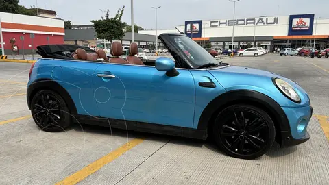 MINI Cooper Convertible Pepper Aut usado (2017) color Azul Electrico precio $350,000