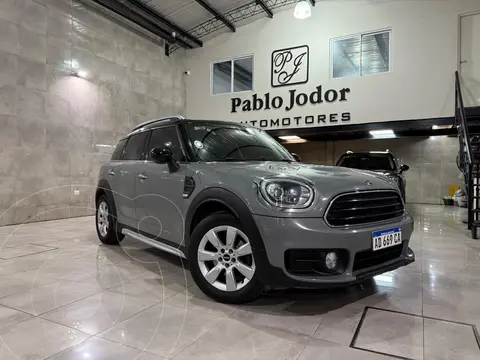 MINI Cooper Countryman Pepper 1.5L Aut usado (2018) color Gris precio u$s30.000