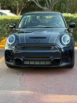 MINI Cooper S Hot Chili Aut usado (2022) color Negro precio $500,000