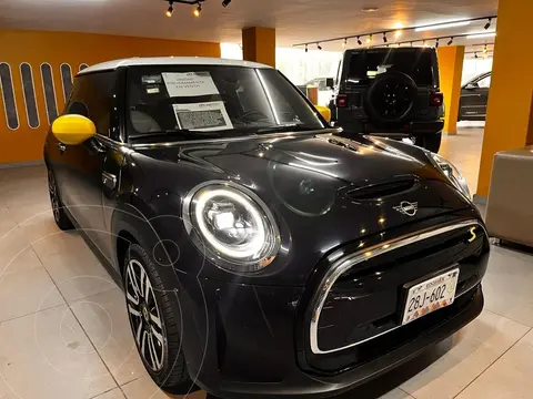 MINI Cooper SE Iconic usado (2022) color Azul Marino precio $469,000
