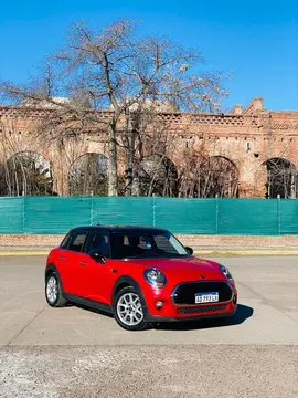MINI Cooper Pepper 1.5 5P Aut usado (2019) color Rojo precio u$s20.500