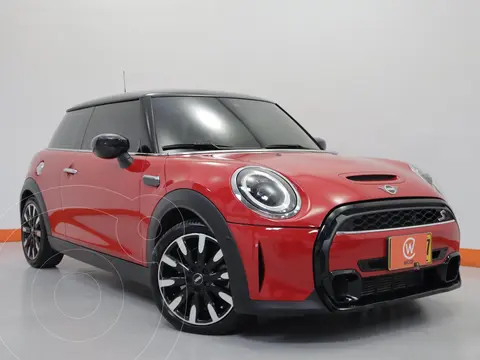 MINI Cooper Classic usado (2023) color Rojo financiado en cuotas(cuota inicial $12.299.000 cuotas desde $2.100.000)