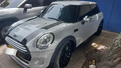 MINI Cooper 1.5L Pepper Aut usado (2015) color Plata precio $54.000.000