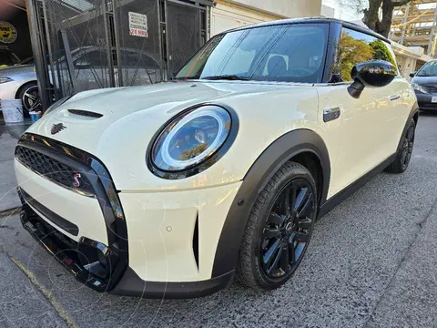 MINI Cooper S Classic Aut usado (2023) color Blanco financiado en mensualidades(enganche $174,593 mensualidades desde $10,854)