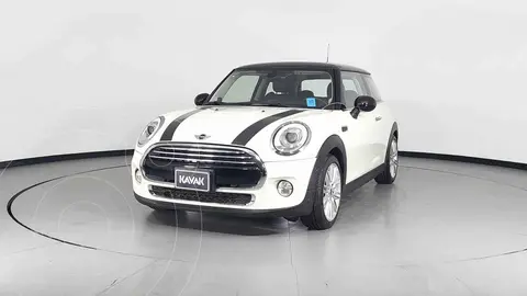 MINI Cooper Pepper Aut usado (2018) color Negro precio $416,999