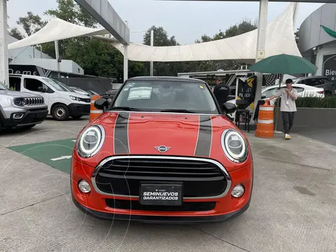 MINI Cooper Chili usado (2019) color Naranja financiado en mensualidades(enganche $70,000 mensualidades desde $9,875)