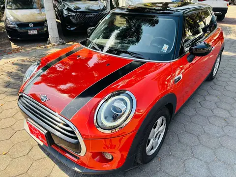 MINI Cooper Salt Aut usado (2020) color Naranja financiado en mensualidades(enganche $89,494 mensualidades desde $7,949)