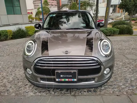 foto MINI Cooper Pepper Aut usado (2019) color Gris Medianoche precio $399,000