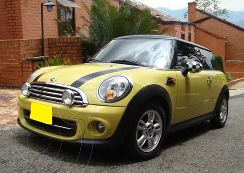 MINI Cooper 1.6L usado (2011) color Amarillo precio u$s7.000