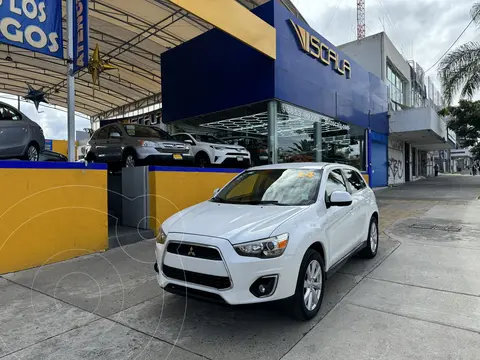 Mitsubishi ASX 2.0L SE usado (2014) color Blanco precio $209,800