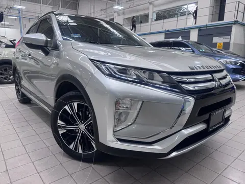 Mitsubishi Eclipse Cross GLS usado (2019) color plateado financiado en mensualidades(enganche $121,178 mensualidades desde $5,206)