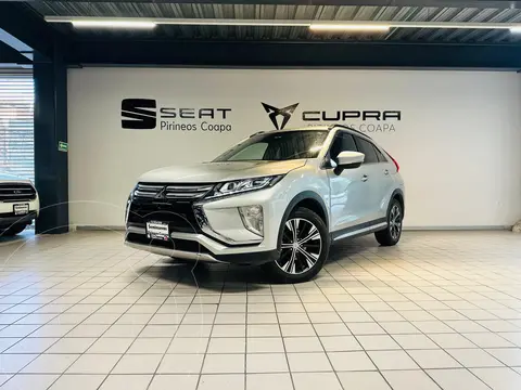 Mitsubishi Eclipse Cross GLS usado (2020) color Plata Metalico precio $367,999