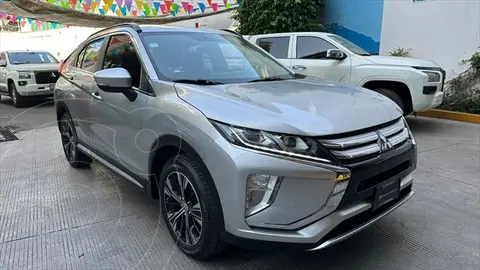 Mitsubishi Eclipse Cross GLS usado (2020) color plateado precio $344,000