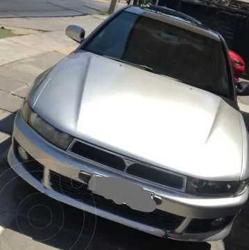 Mitsubishi Galant  2.0 GLX Aut usado (2005) color Gris precio $2.890.000
