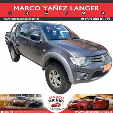 Mitsubishi L-200 2.5 Work CR Diesel 4X2 usado (2015) color Gris precio $11.690.000