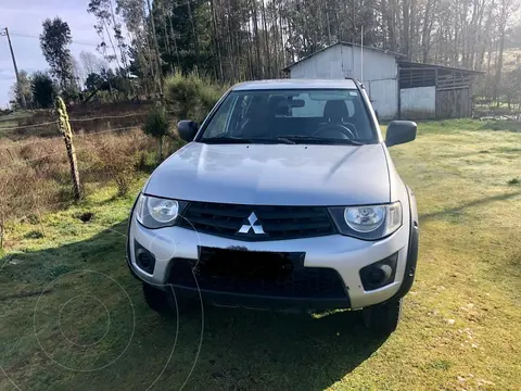 Mitsubishi L-200 2.4L Work CR 4X2 usado (2016) color Gris precio $10.500.000