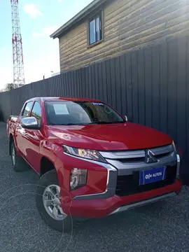 Mitsubishi L-200 2.4L Katana CRT 4X4 usado (2020) color Rojo precio $18.490.000