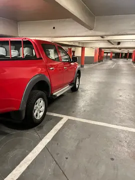 Mitsubishi L-200 2.4L Katana CRT 4X4 usado (2017) color Rojo precio $19.500.000