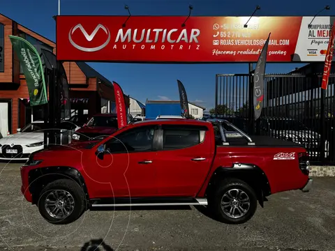 Mitsubishi L200 Dakar 2.4L Dakar usado (2022) color Rojo financiado en cuotas(pie $4.725.000)