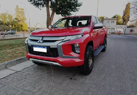 Mitsubishi L200 GLS Aut Full usado (2022) color Rojo precio u$s35.000