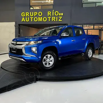 Mitsubishi L200 GLX 4x2 usado (2023) color Azul precio $419,000