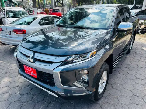 Mitsubishi L200 GLX 4x2 usado (2024) color Gris financiado en mensualidades(enganche $128,194 mensualidades desde $11,387)