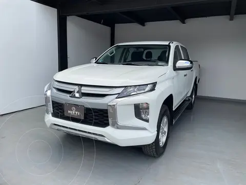 Mitsubishi L200 GLX 4x2 usado (2021) color Blanco precio $399,000