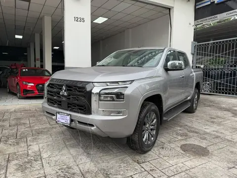 Mitsubishi L200 GLS Diesel  4x4 Aut usado (2025) color Plata precio $649,900