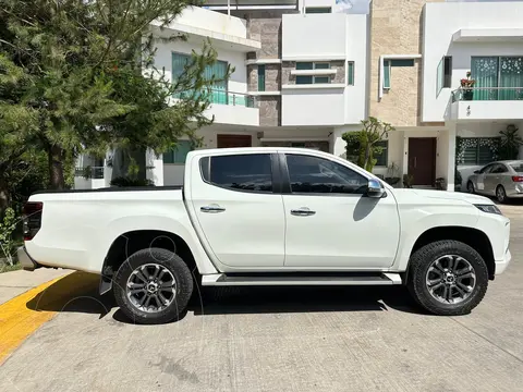 Mitsubishi L200 Limited Diesel  4x4 Aut usado (2022) color Blanco precio $550,000