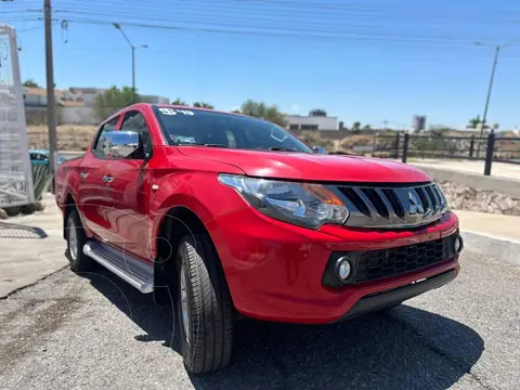 Mitsubishi L200 4x4 2.5L DI-D Cabina Doble usado (2019) color Rojo precio $428,000