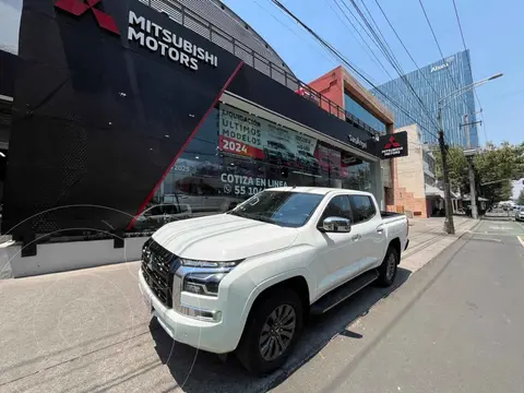 Mitsubishi L200 GLS 4x4 Diesel Aut usado (2025) color Blanco financiado en mensualidades(enganche $156,576 mensualidades desde $14,941)