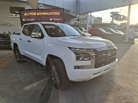 Mitsubishi L200 GLS Diesel 4x4 Aut usado (2025) color Blanco precio $698,000