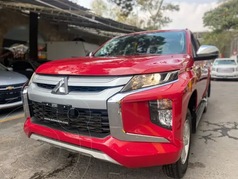 Mitsubishi L200 GLX Diesel 4x4 usado (2021) color Rojo precio $420,000