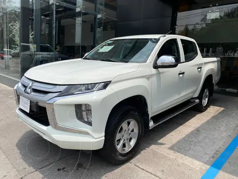 Mitsubishi L200 GLX 4x2 usado (2021) color Blanco precio $349,000