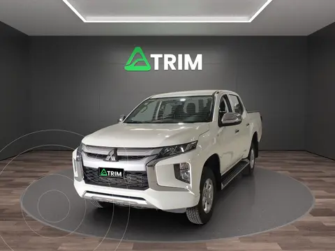 Mitsubishi L200 GLS Diesel  4x4 Aut usado (2022) color Blanco precio $316,900
