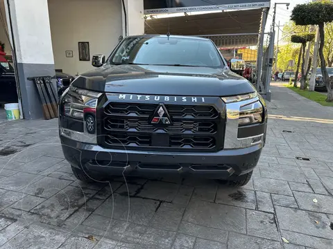 Mitsubishi L200 Limited Diesel  4x4 Aut usado (2025) color Gris Grafito financiado en mensualidades(enganche $150,000 mensualidades desde $22,515)