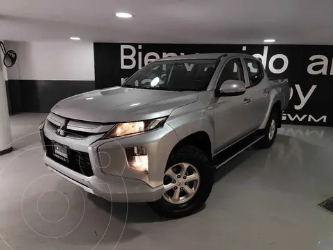 Mitsubishi L200 GLX Diesel 4x4 usado (2021) color Plata financiado en mensualidades(enganche $91,960 mensualidades desde $10,643)