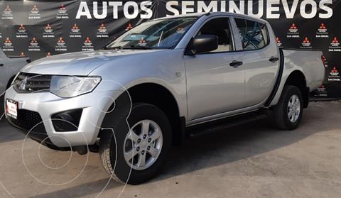 Mitsubishi L200 4x2 2.4L Cabina Doble usado (2015) color Plata precio $219,000