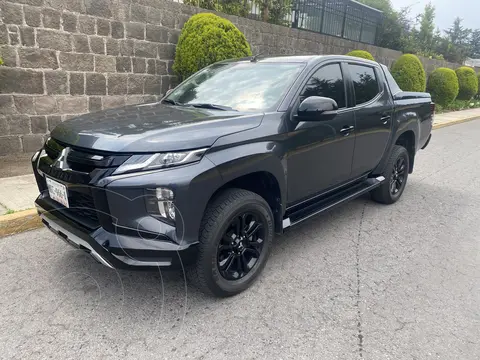 Mitsubishi L200 Limited Diesel  4x4 Aut usado (2023) color Gris Grafito precio $599,000