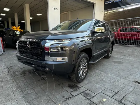 Mitsubishi L200 Limited Diesel  4x4 Aut usado (2025) color Gris precio $734,900