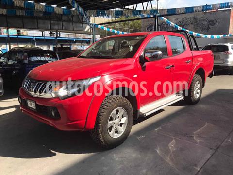 foto Mitsubishi L200 4x2 2.4L Cabina Doble usado (2016) color Rojo precio $270,000