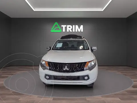Mitsubishi L200 GLS 4x4 Diesel usado (2019) color Blanco precio $249,900