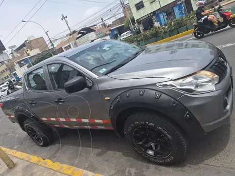 Mitsubishi L200 2.4L 4x4 TD HP GLX usado (2019) color Gris precio u$s17,000